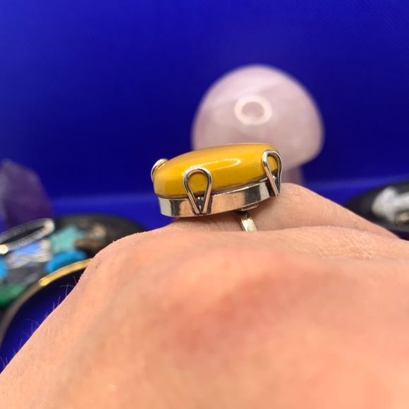 Bright Yellow Mookaite Ring, .925 Sterling Silver Overlay, Size 6.75 - Picture 8 of 13
